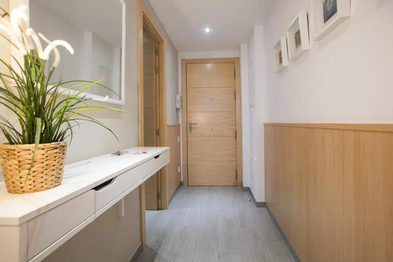 Bbarcelona Gaudi Flats Apartamento  Barcelona